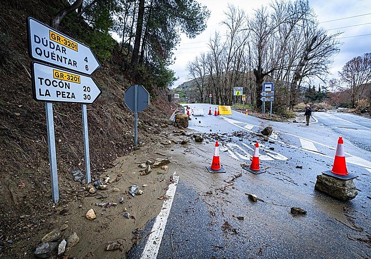 Quéntar habilita un bus lanzadera para facilitar la salida de los vecinos a Granada